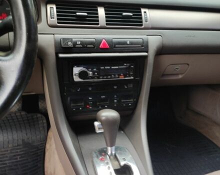 Зеленый Ауди А6, объемом двигателя 2.4 л и пробегом 413 тыс. км за 3800 $, фото 2 на Automoto.ua