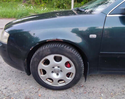 Зеленый Ауди А6, объемом двигателя 2.5 л и пробегом 376 тыс. км за 4400 $, фото 6 на Automoto.ua