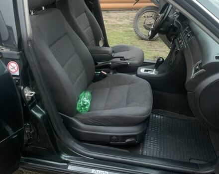 Зеленый Ауди А6, объемом двигателя 2.5 л и пробегом 251 тыс. км за 3600 $, фото 4 на Automoto.ua