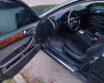 Зеленый Ауди А6, объемом двигателя 2.5 л и пробегом 376 тыс. км за 4400 $, фото 3 на Automoto.ua