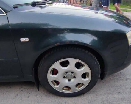 Зеленый Ауди А6, объемом двигателя 2.5 л и пробегом 376 тыс. км за 4400 $, фото 4 на Automoto.ua