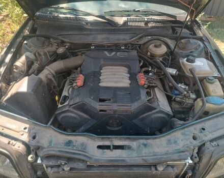 Зеленый Ауди А6, объемом двигателя 2.8 л и пробегом 452 тыс. км за 3100 $, фото 5 на Automoto.ua