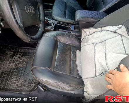 Зеленый Ауди А6, объемом двигателя 2.8 л и пробегом 452 тыс. км за 3500 $, фото 5 на Automoto.ua