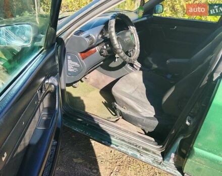 Зелений Ауді А6, об'ємом двигуна 2.6 л та пробігом 280 тис. км за 2000 $, фото 6 на Automoto.ua