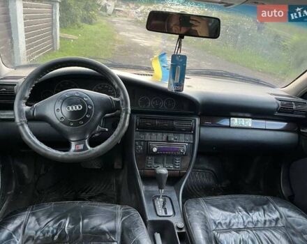 Зеленый Ауди А6, объемом двигателя 2.6 л и пробегом 405 тыс. км за 2800 $, фото 6 на Automoto.ua