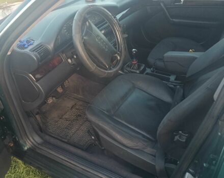 Зеленый Ауди А6, объемом двигателя 2.5 л и пробегом 480 тыс. км за 2024 $, фото 7 на Automoto.ua