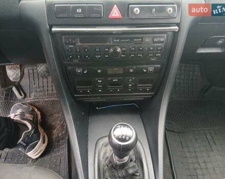 Зеленый Ауди А6, объемом двигателя 2.5 л и пробегом 400 тыс. км за 1850 $, фото 11 на Automoto.ua