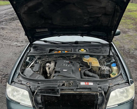 Зеленый Ауди А6, объемом двигателя 1.9 л и пробегом 596 тыс. км за 2200 $, фото 7 на Automoto.ua