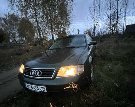 Зеленый Ауди А6, объемом двигателя 2.5 л и пробегом 300 тыс. км за 3150 $, фото 1 на Automoto.ua