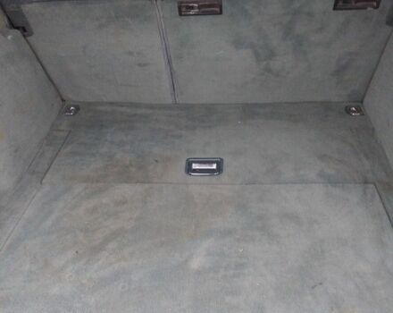 Зеленый Ауди А6, объемом двигателя 2.4 л и пробегом 443 тыс. км за 3100 $, фото 5 на Automoto.ua