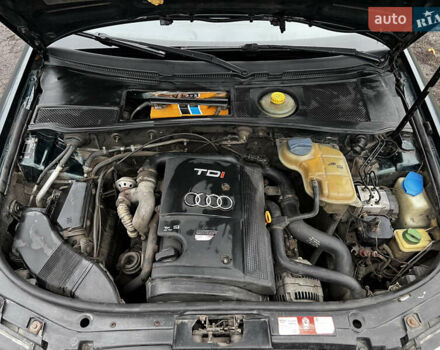 Зеленый Ауди А6, объемом двигателя 1.9 л и пробегом 596 тыс. км за 2200 $, фото 8 на Automoto.ua