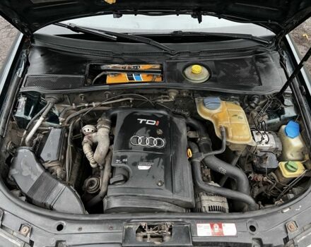 Зеленый Ауди А6, объемом двигателя 1.9 л и пробегом 596 тыс. км за 2200 $, фото 7 на Automoto.ua