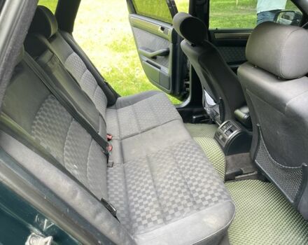 Зелений Ауді А6, об'ємом двигуна 1.8 л та пробігом 433 тис. км за 3900 $, фото 6 на Automoto.ua
