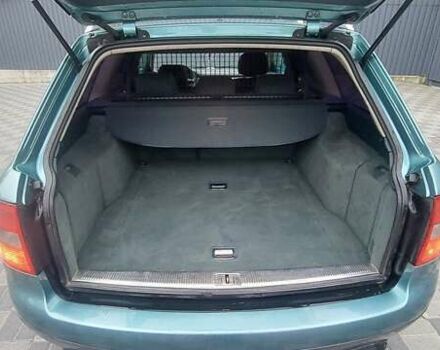 Зеленый Ауди А6, объемом двигателя 2.5 л и пробегом 350 тыс. км за 4250 $, фото 8 на Automoto.ua