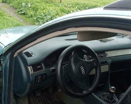 Зеленый Ауди А6, объемом двигателя 2.5 л и пробегом 190 тыс. км за 600 $, фото 4 на Automoto.ua