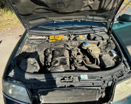 Зеленый Ауди А6, объемом двигателя 1.9 л и пробегом 395 тыс. км за 2000 $, фото 11 на Automoto.ua