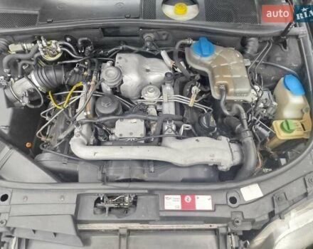 Ауді А6 2001 у Житомирі на Automoto.ua Зелений Ауді А6, об'ємом двигуна 2.5 л та пробігом 364 тис. км за 2300 $, фото 7 на Automoto.ua