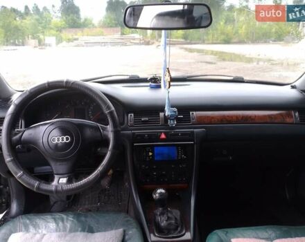 Зеленый Ауди А6, объемом двигателя 2.5 л и пробегом 313 тыс. км за 4900 $, фото 4 на Automoto.ua