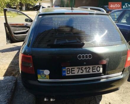 Зеленый Ауди А6, объемом двигателя 2.5 л и пробегом 328 тыс. км за 4500 $, фото 2 на Automoto.ua