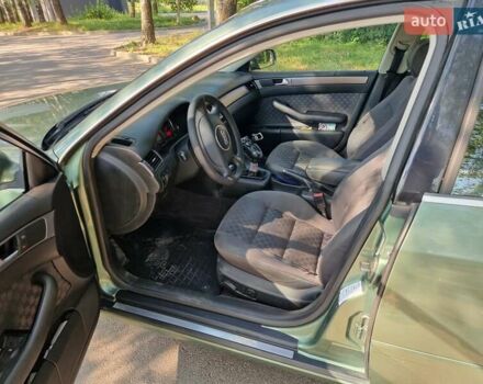 Зеленый Ауди А6, объемом двигателя 2.5 л и пробегом 319 тыс. км за 4200 $, фото 6 на Automoto.ua