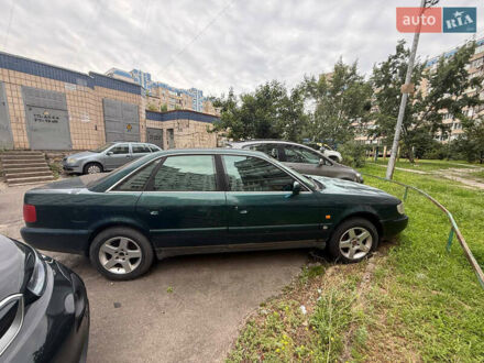 Зеленый Ауди А6, объемом двигателя 2.6 л и пробегом 390 тыс. км за 2600 $, фото 1 на Automoto.ua