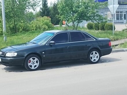 Зеленый Ауди А6, объемом двигателя 2.6 л и пробегом 380 тыс. км за 2600 $, фото 1 на Automoto.ua