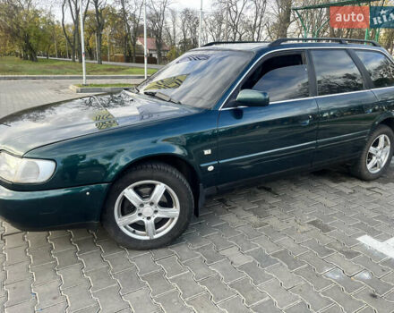 Зеленый Ауди А6, объемом двигателя 2.46 л и пробегом 520 тыс. км за 4200 $, фото 1 на Automoto.ua