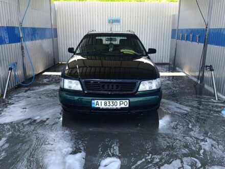 Зеленый Ауди А6, объемом двигателя 2.6 л и пробегом 400 тыс. км за 2100 $, фото 1 на Automoto.ua