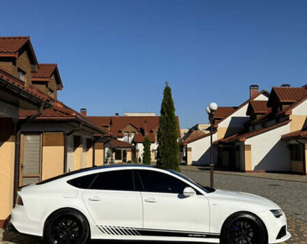 Белый Ауди A7 Sportback, объемом двигателя 2.97 л и пробегом 302 тыс. км за 20000 $, фото 2 на Automoto.ua