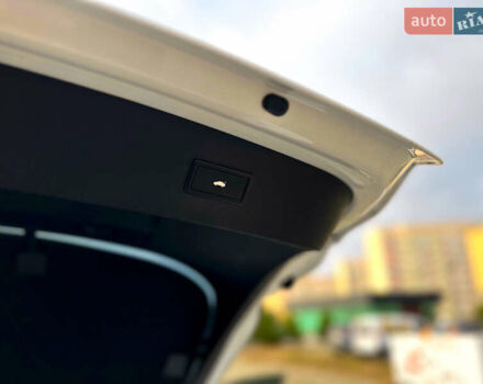 Білий Ауді A7 Sportback, об'ємом двигуна 3 л та пробігом 207 тис. км за 17999 $, фото 20 на Automoto.ua