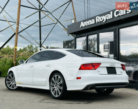 Белый Ауди A7 Sportback, объемом двигателя 3 л и пробегом 140 тыс. км за 24000 $, фото 3 на Automoto.ua