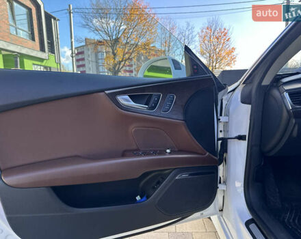 Ауди A7 Sportback 2011 в Тернополе на Automoto.ua Белый Ауди A7 Sportback, объемом двигателя 3 л и пробегом 209 тыс. км за 12799 $, фото 26 на Automoto.ua