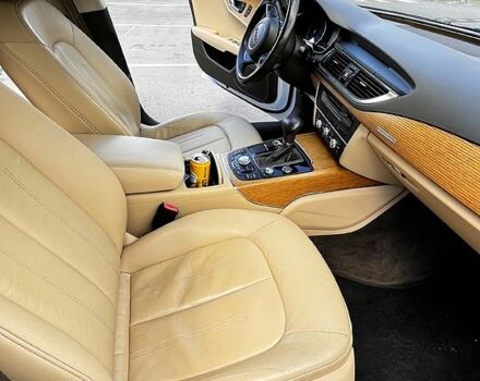 Белый Ауди A7 Sportback, объемом двигателя 3 л и пробегом 213 тыс. км за 16000 $, фото 5 на Automoto.ua