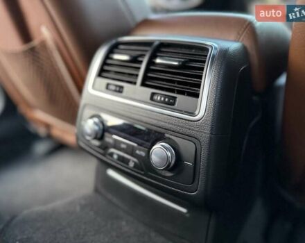 Білий Ауді A7 Sportback, об'ємом двигуна 3 л та пробігом 299 тис. км за 13333 $, фото 12 на Automoto.ua