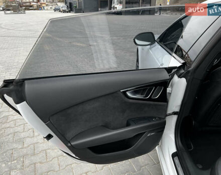 Белый Ауди A7 Sportback, объемом двигателя 3 л и пробегом 210 тыс. км за 22800 $, фото 73 на Automoto.ua