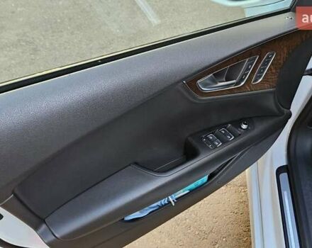 Белый Ауди A7 Sportback, объемом двигателя 2.77 л и пробегом 67 тыс. км за 21500 $, фото 15 на Automoto.ua