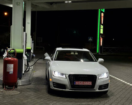 Белый Ауди A7 Sportback, объемом двигателя 3 л и пробегом 166 тыс. км за 18000 $, фото 2 на Automoto.ua