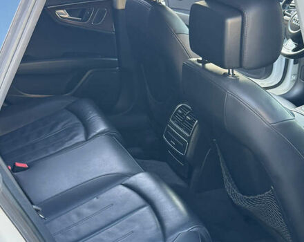 Белый Ауди A7 Sportback, объемом двигателя 3 л и пробегом 336 тыс. км за 13500 $, фото 72 на Automoto.ua