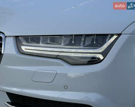 Белый Ауди A7 Sportback, объемом двигателя 3 л и пробегом 124 тыс. км за 23500 $, фото 3 на Automoto.ua