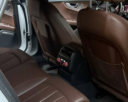 Белый Ауди A7 Sportback, объемом двигателя 3 л и пробегом 180 тыс. км за 23550 $, фото 9 на Automoto.ua