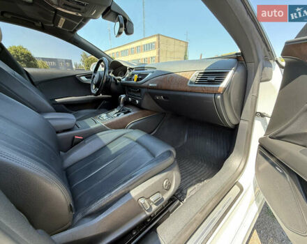 Белый Ауди A7 Sportback, объемом двигателя 3 л и пробегом 149 тыс. км за 28500 $, фото 24 на Automoto.ua