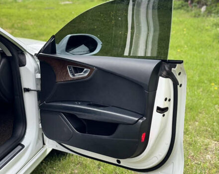 Білий Ауді A7 Sportback, об'ємом двигуна 3 л та пробігом 170 тис. км за 30000 $, фото 7 на Automoto.ua