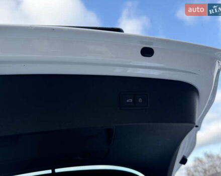 Білий Ауді A7 Sportback, об'ємом двигуна 1.98 л та пробігом 141 тис. км за 24000 $, фото 25 на Automoto.ua