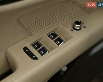 Белый Ауди A7 Sportback, объемом двигателя 3 л и пробегом 111 тыс. км за 27000 $, фото 13 на Automoto.ua