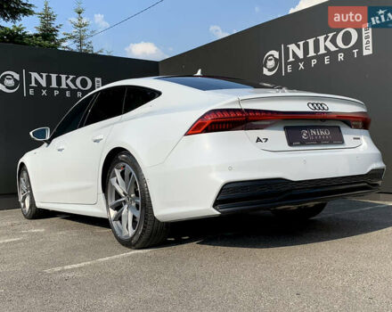 Белый Ауди A7 Sportback, объемом двигателя 2 л и пробегом 70 тыс. км за 48900 $, фото 5 на Automoto.ua