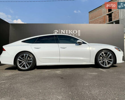 Белый Ауди A7 Sportback, объемом двигателя 2 л и пробегом 70 тыс. км за 48900 $, фото 7 на Automoto.ua