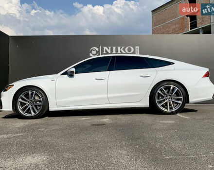Белый Ауди A7 Sportback, объемом двигателя 2 л и пробегом 70 тыс. км за 48900 $, фото 4 на Automoto.ua