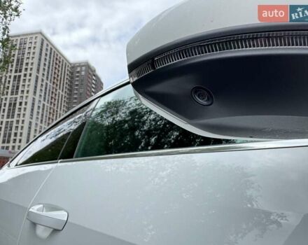 Белый Ауди A7 Sportback, объемом двигателя 2 л и пробегом 39 тыс. км за 51500 $, фото 11 на Automoto.ua