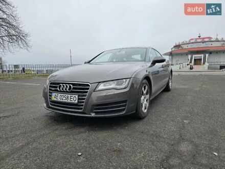 Ауді A7 Sportback 2011 у Дніпро (Дніпропетровську) на Automoto.ua Бежевий Ауді A7 Sportback, об'ємом двигуна 3 л та пробігом 107 тис. км за 18000 $, фото 1 на Automoto.ua