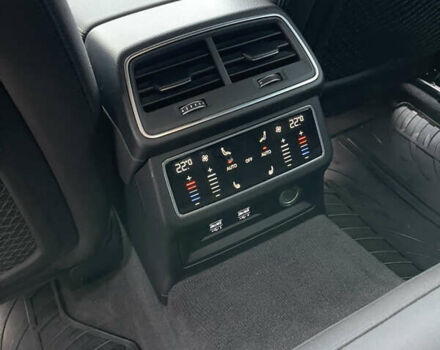 Красный Ауди A7 Sportback, объемом двигателя 3 л и пробегом 45 тыс. км за 57300 $, фото 28 на Automoto.ua